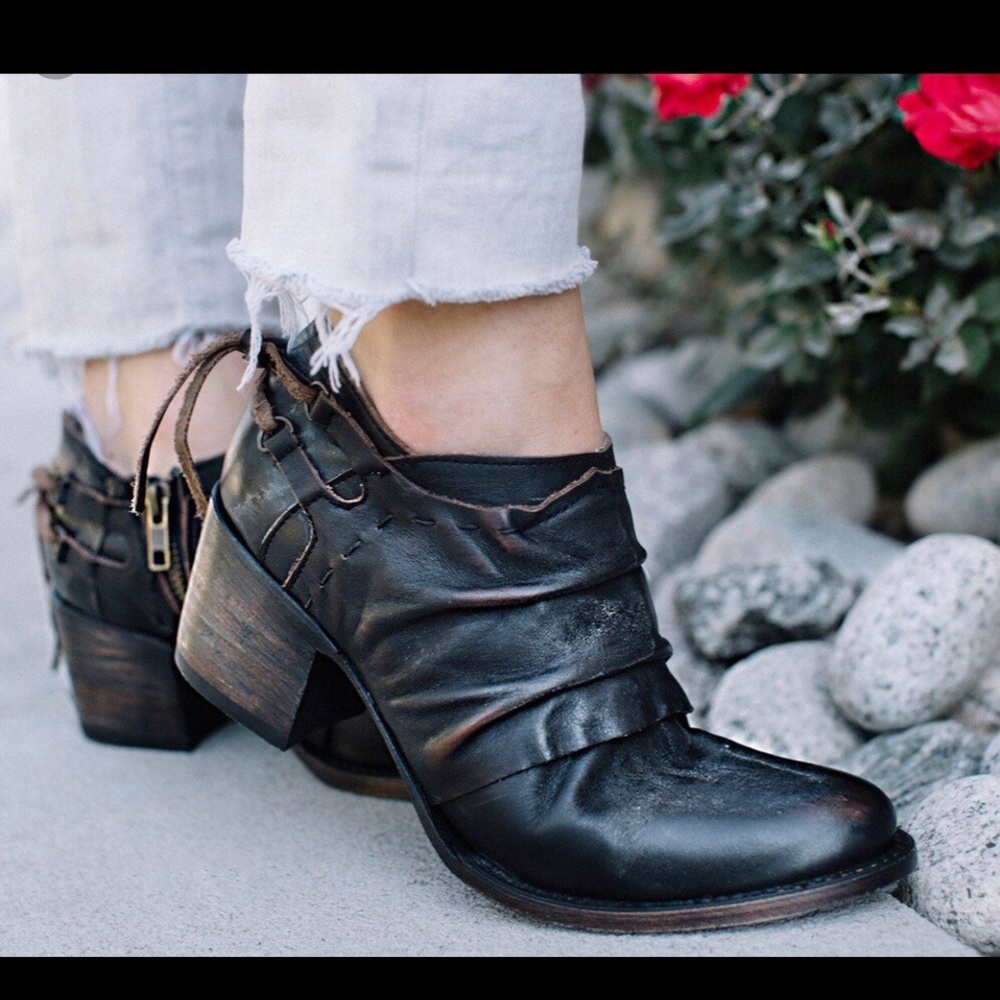 Free bird Booties